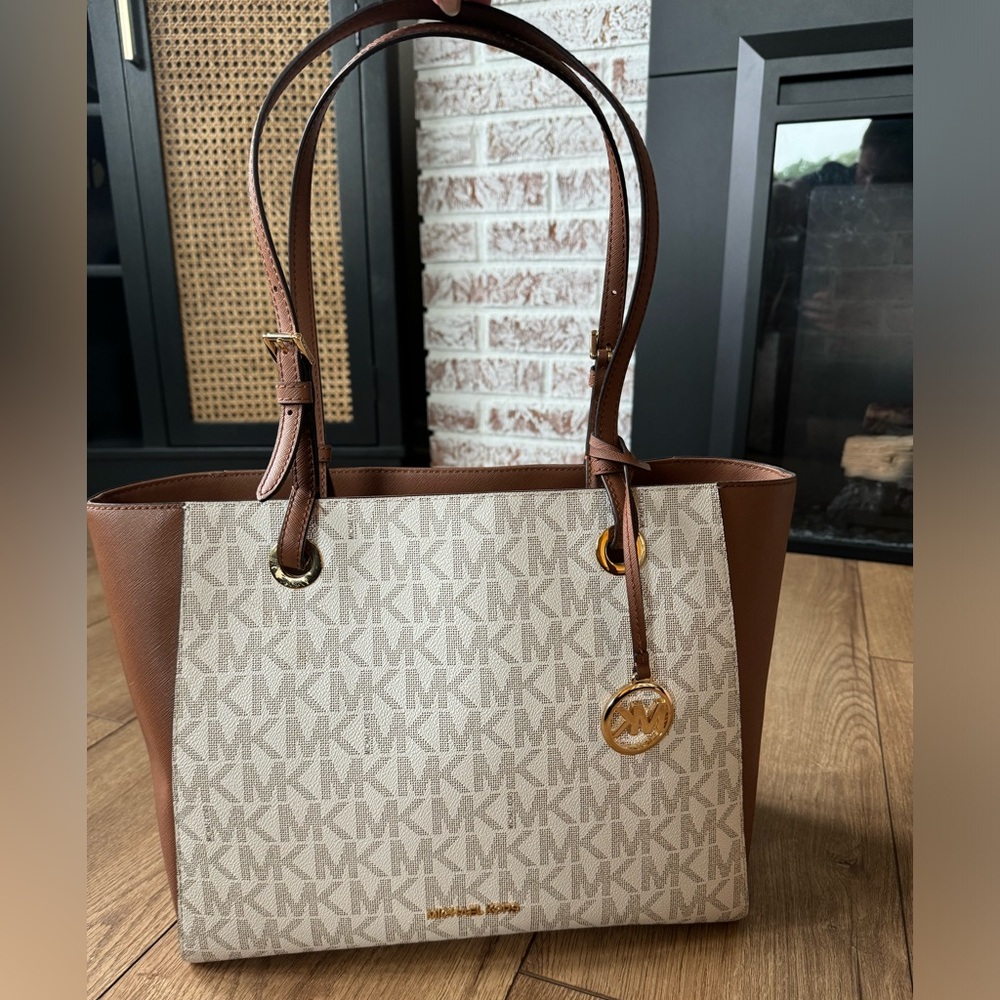 Michael Kors Tote Purse